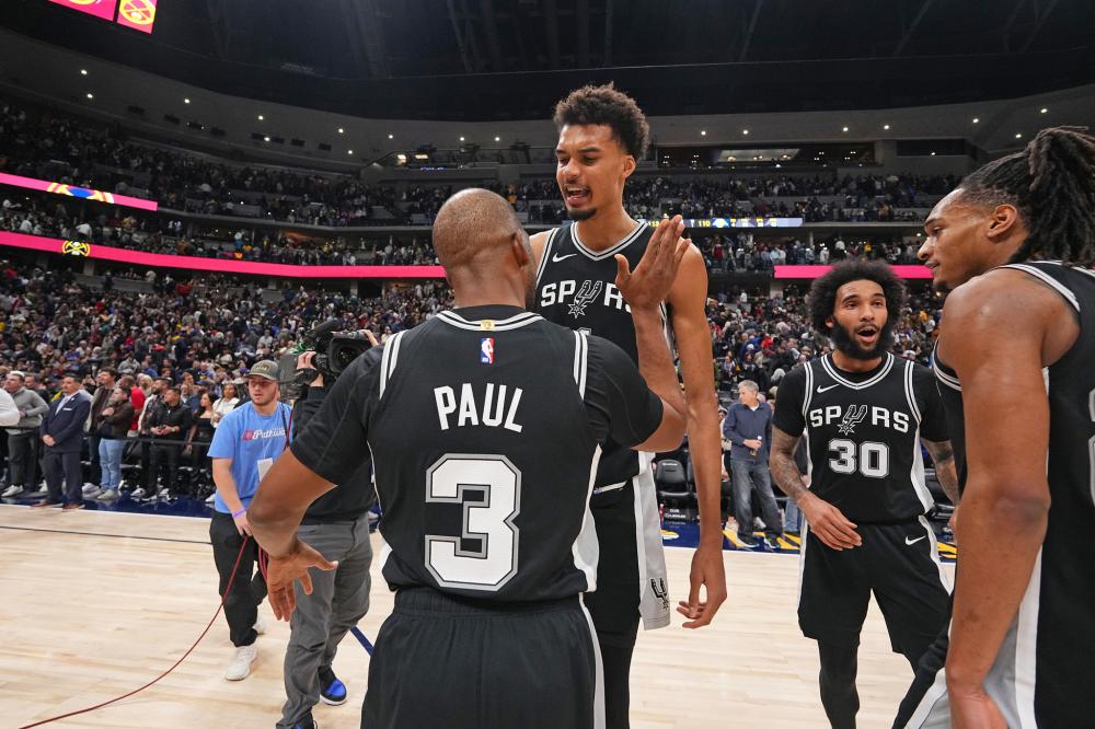 当前亚洲男 当前亚洲男